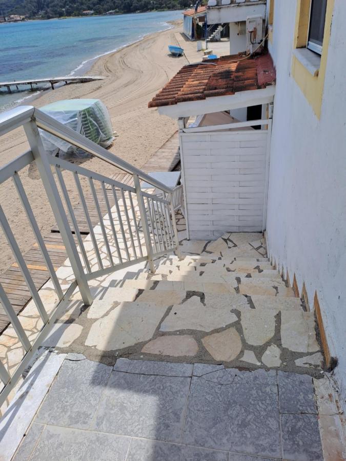 Seaside Studios เมซอนกิ ภายนอก รูปภาพ