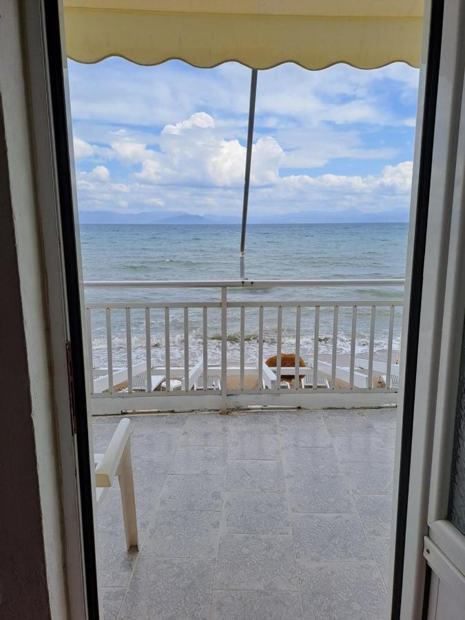 Seaside Studios เมซอนกิ ภายนอก รูปภาพ