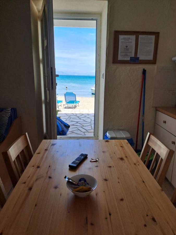 Seaside Studios เมซอนกิ ภายนอก รูปภาพ