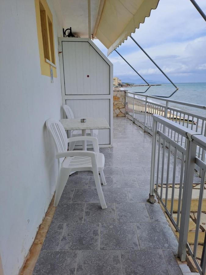 Seaside Studios เมซอนกิ ภายนอก รูปภาพ